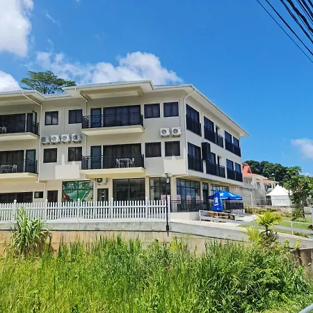 B Holiday Apartments